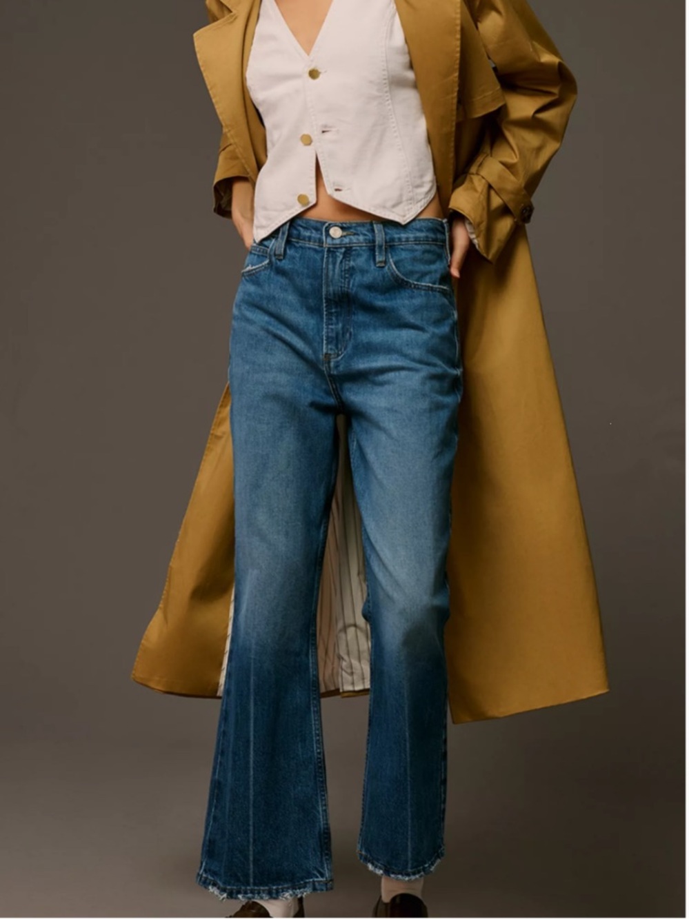 Frame Denim High-Rise Wide-Leg Jeans in Medium Blue - Picture 1 of 9